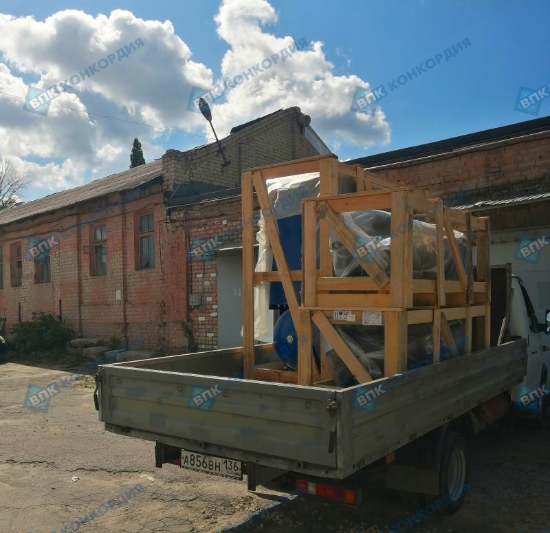 Отгрузка компрессора Remeza ВК30-10-500Д и двух ресиверов Remeza РВ 500.11.00 на производство. Отгрузка компрессора Remeza ВК30-10-500Д и двух ресиверов Remeza РВ 500.11.00 на производство.