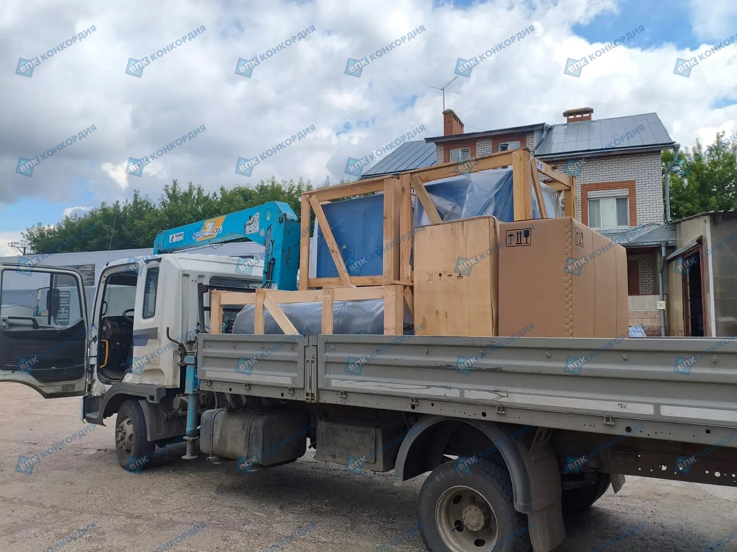 Отгрузка компрессора Remeza ВК50-10, компрессора Remeza СБ4/С-200.LB40, осушителя Remeza RFD510 и ресивера REMEZA РВ 500.16.00 в г. Казань