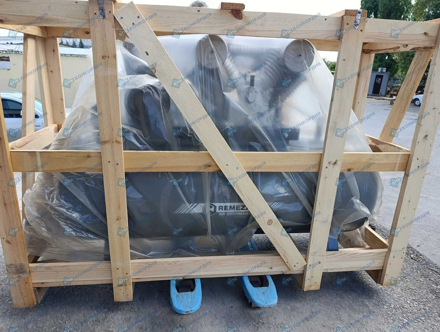 Отгрузка клиенту компрессора СБ4/Ф-500.LT100-7,5 кВт Remeza в г. Волгоград