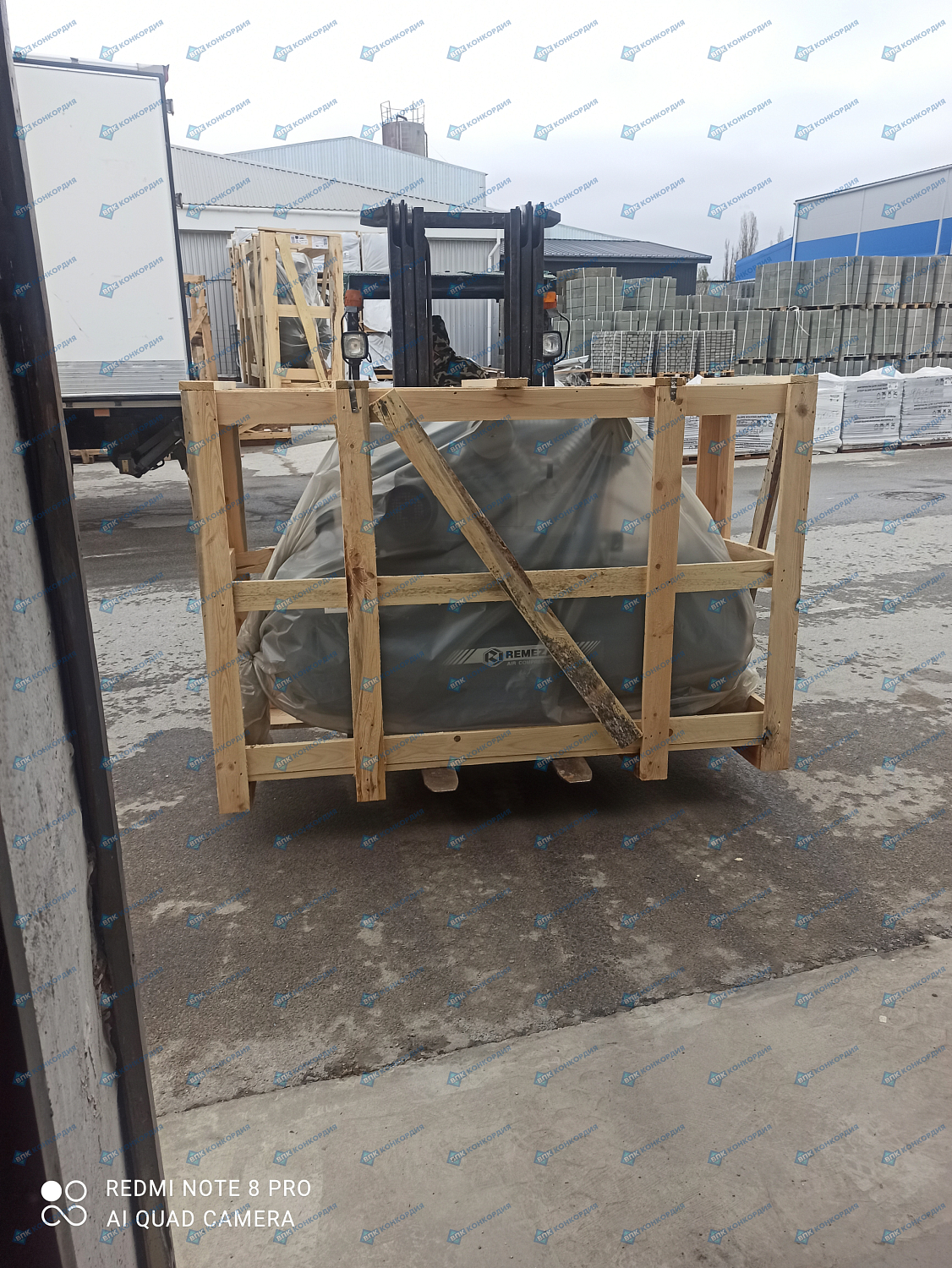 Отгрузка компрессора СБ4/Ф-500.LT100-7,5 кВт Remeza в г. Симферополь