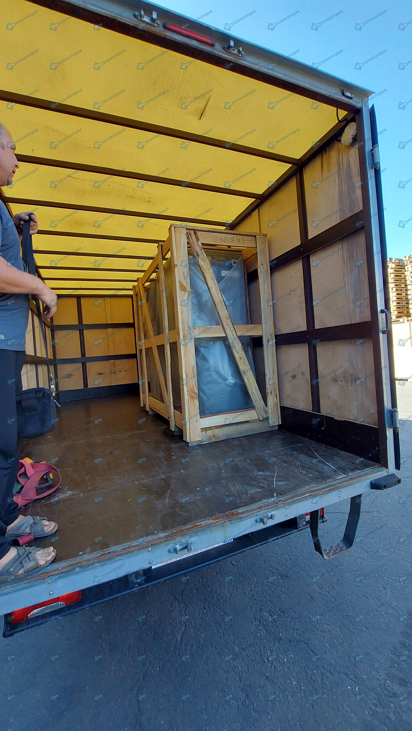 Отгрузка винтового компрессора ZAMMER SKTG7,5-10-500/O в г. Краснодар