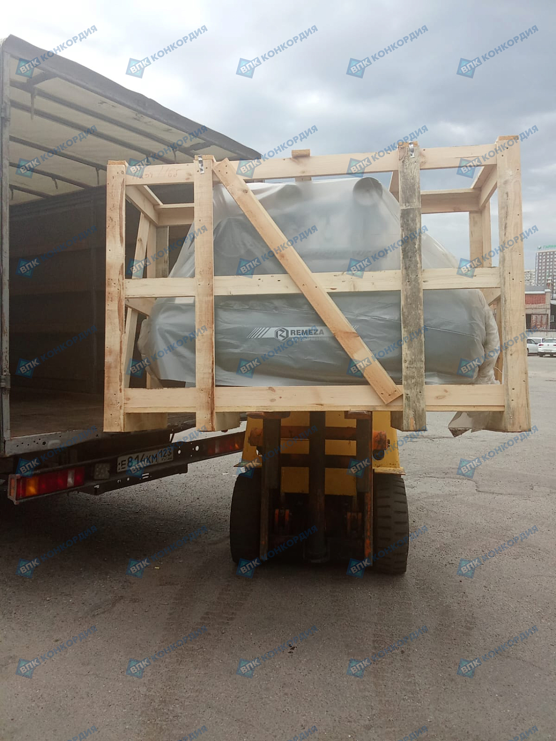 Отгрузка поршневого компрессора Remeza СБ4/Ф-500.LT100/16-11 в г. Краснодар